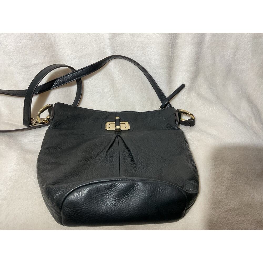 B. Makowsky Black Leather Handbag Shoulder or Crossbody Purse Adjustable Strap